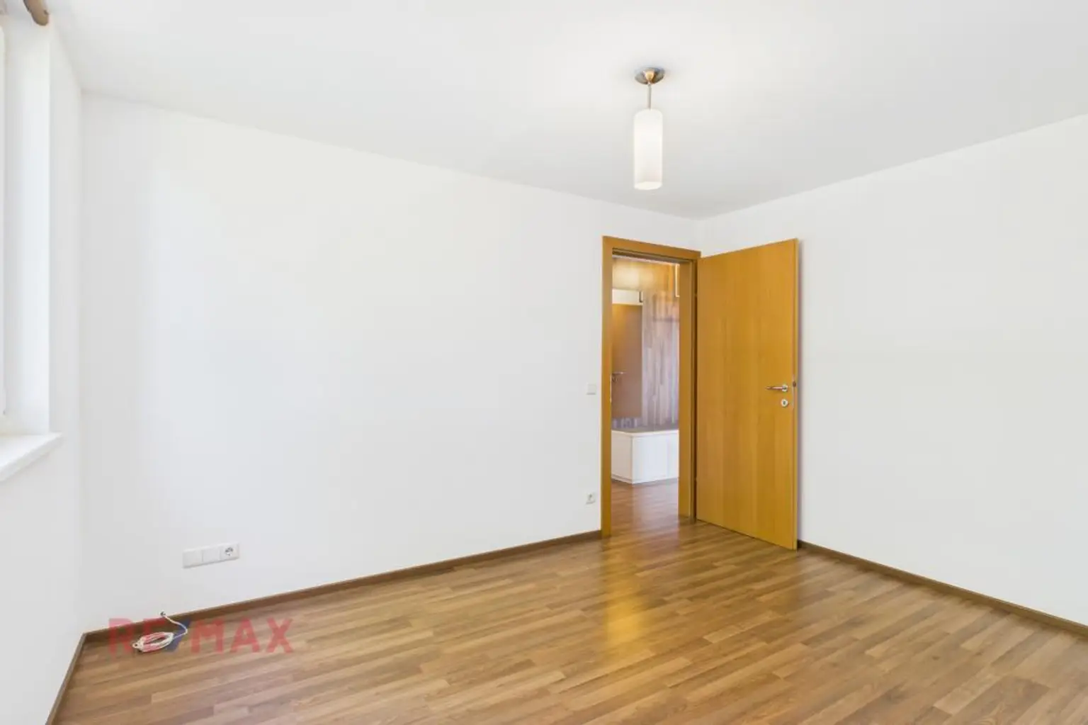 Ruhig gelegene Dachgeschosswohnung mit hochwertiger Ausstattung nahe Stadtzentrum