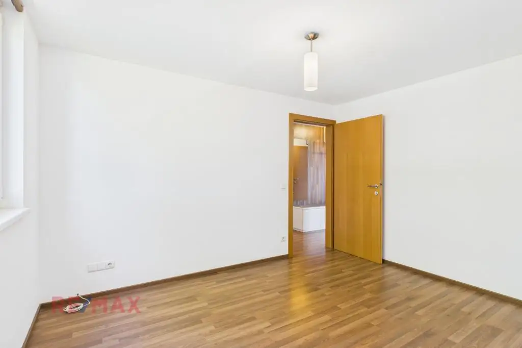 Ruhig gelegene Dachgeschosswohnung mit hochwertiger Ausstattung nahe Stadtzentrum