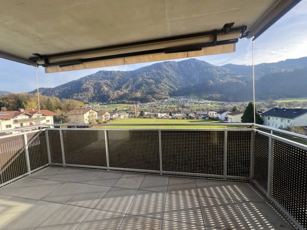 JENBACH - Neuwertige, sonnige 3 Zi.-Mietwohnung mit Balkon in Toplage