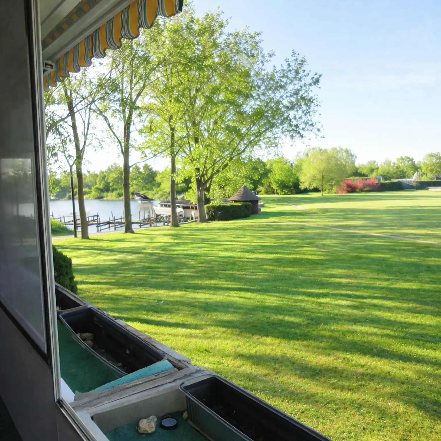 Ausblick Loggia ( heller mit KI Unterstützung)