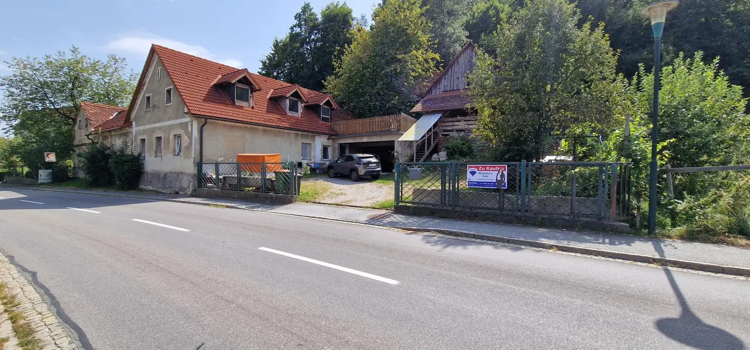 Haus mit Innenhof-Oase in Bierbaum an der Safen / Bad Blumau
