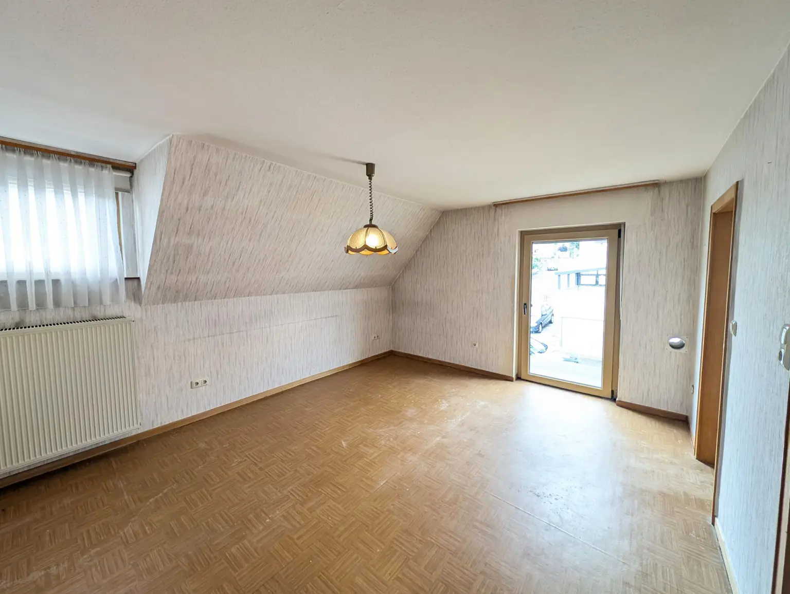 OG Einliegerwohnung Wohnzimmer