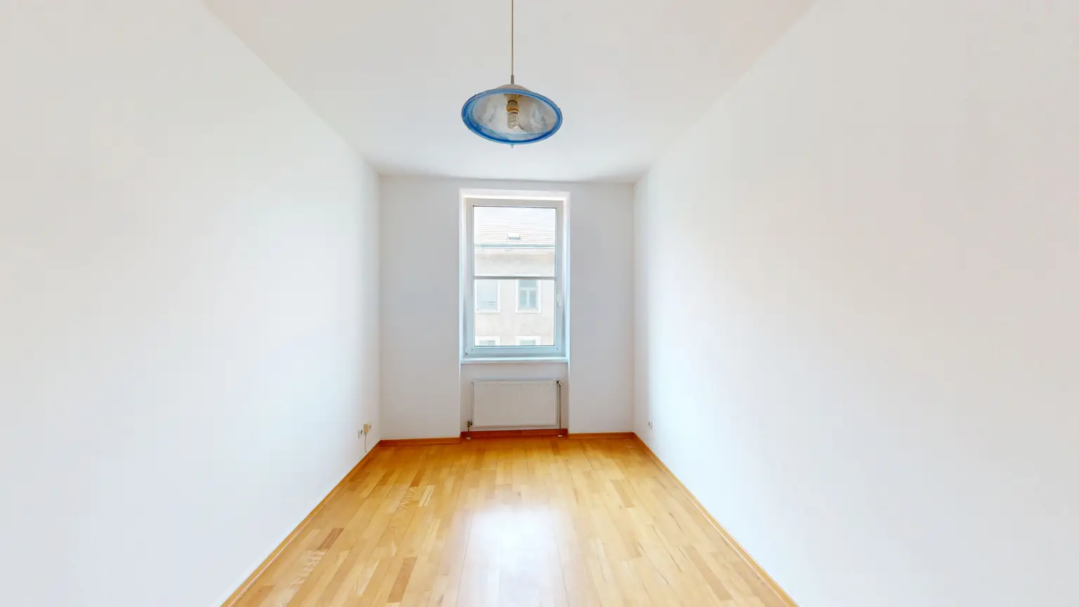 Gemütliche 2-Zimmer-Wohnung (zentral begehbar)