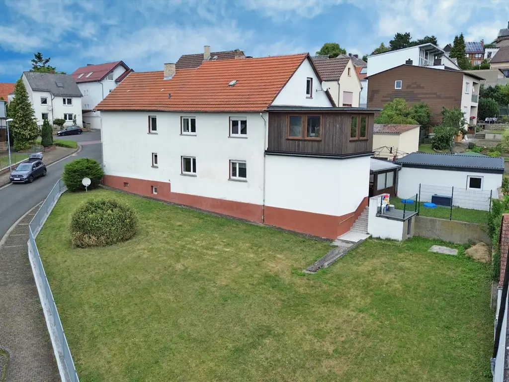 Viel Platz für die Familie – EFH mit Weitblick in Vetzberg