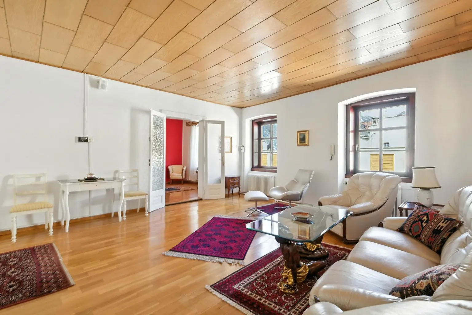 EINZIGARTIGE STILALTBAU-RESIDENZ IM HERZEN DER KREMSER ALTSTADT!