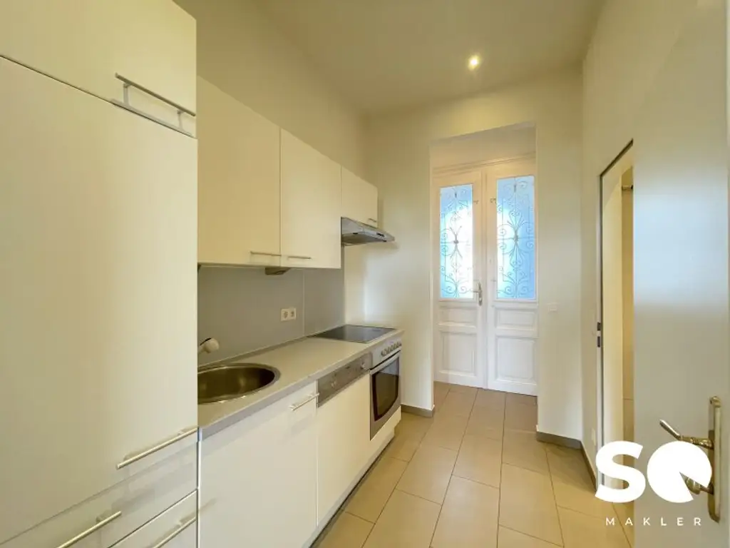#SQ -  PROVISIONSFREI! ATTRAKTIVE ALTBAUWOHNUNG IN TOPLAGE VON SIMMERING - FRISCH SANIERT