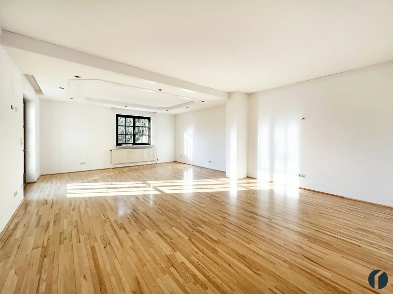 Elegantes Einfamilienhaus in Zeiselmauer mit Garten, Garage und Wellnessbereich