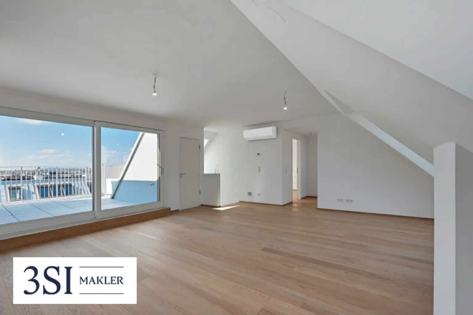 The Temptation: Erstklassige Dachgeschoßwohnung mit tollen Freiflächen Nahe Kutschkermarkt