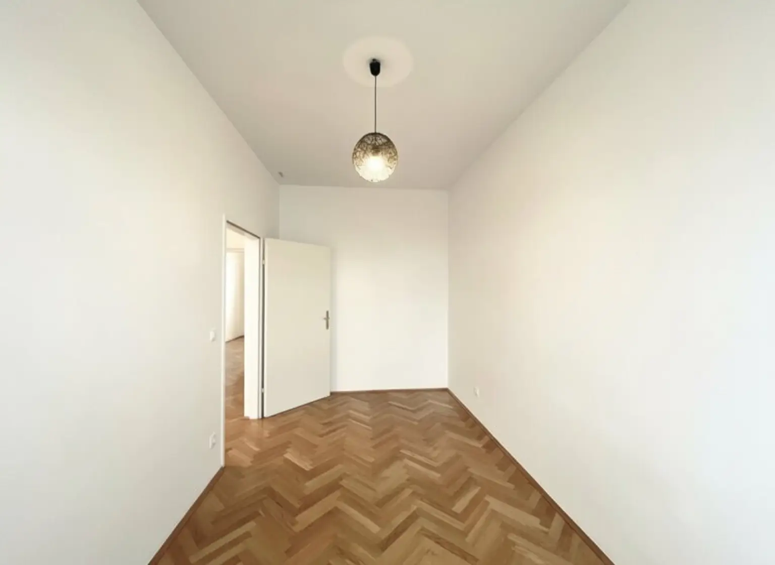 Seltene Gelegenheit! Sonniges 3-Zimmer Altbaujuwel im 16. Bezirk!