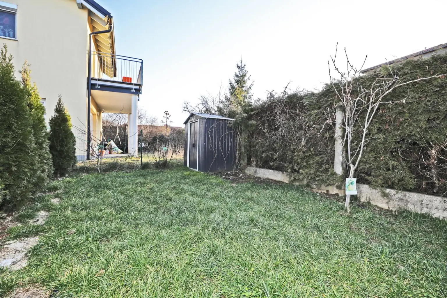 Neuwertige, moderne Doppelhaushälfte zum Verkauf