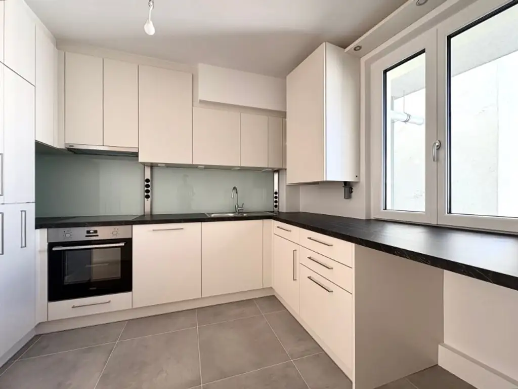 FAMILIENGLÜCK IM 7. - URBANE TRAUMWOHNUNG FÜR STADTLIEBHABER:INNEN