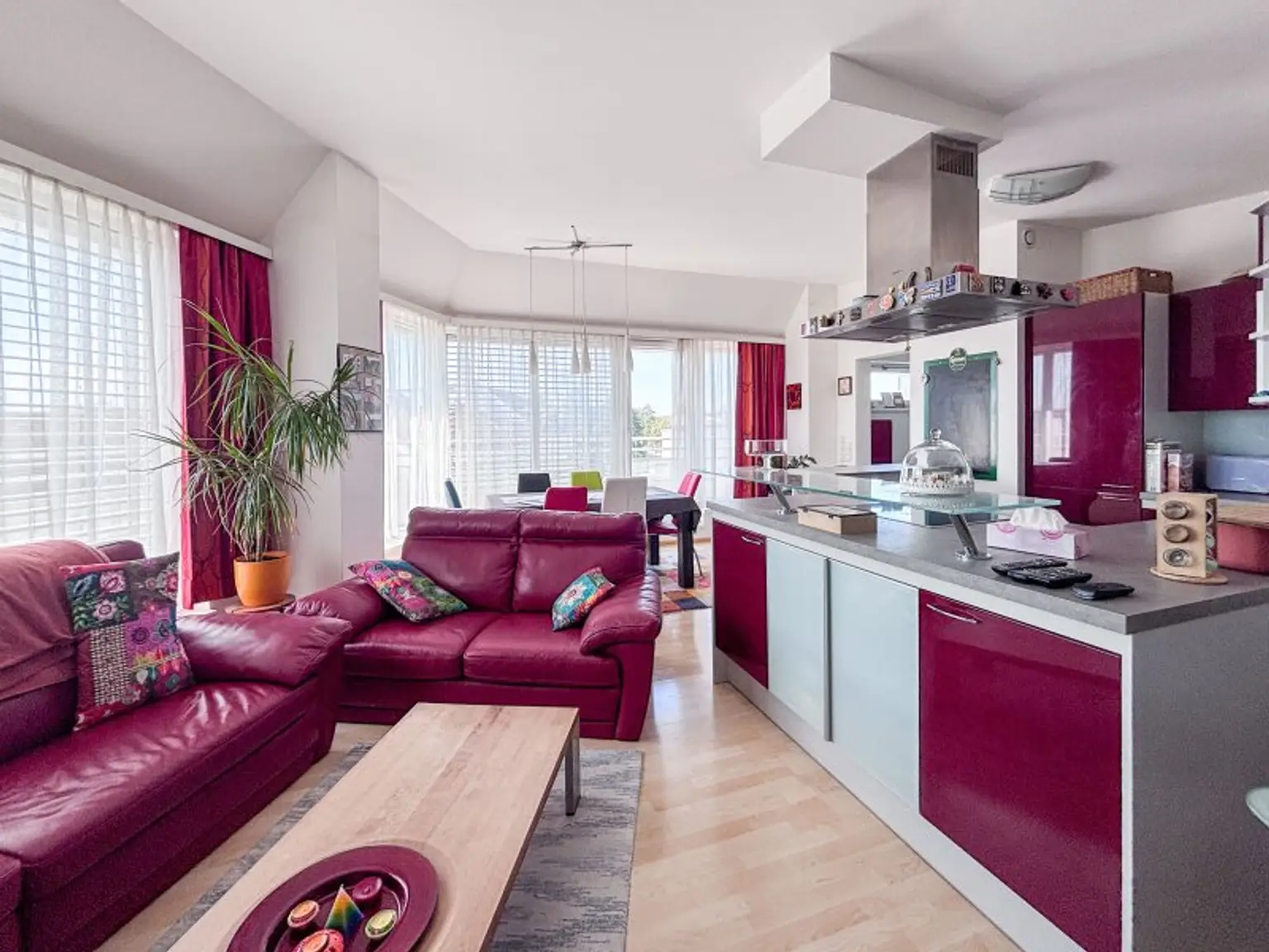 Sonnige DG-Maisonette-Wohnung in Stockerau – viel Platz für die ganze Familie!