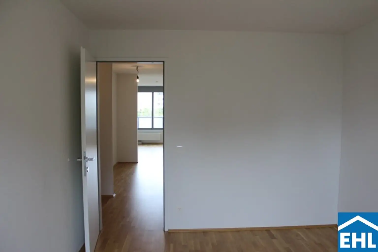 Familienfreundliche 4 Zimmer-Wohnung mit Balkon