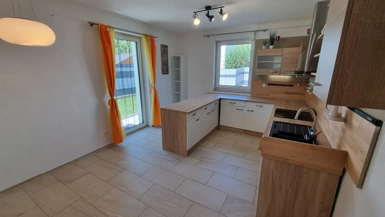 Charmantes Einfamilienhaus im Herzen von Hofstetten – ideal für Familien!