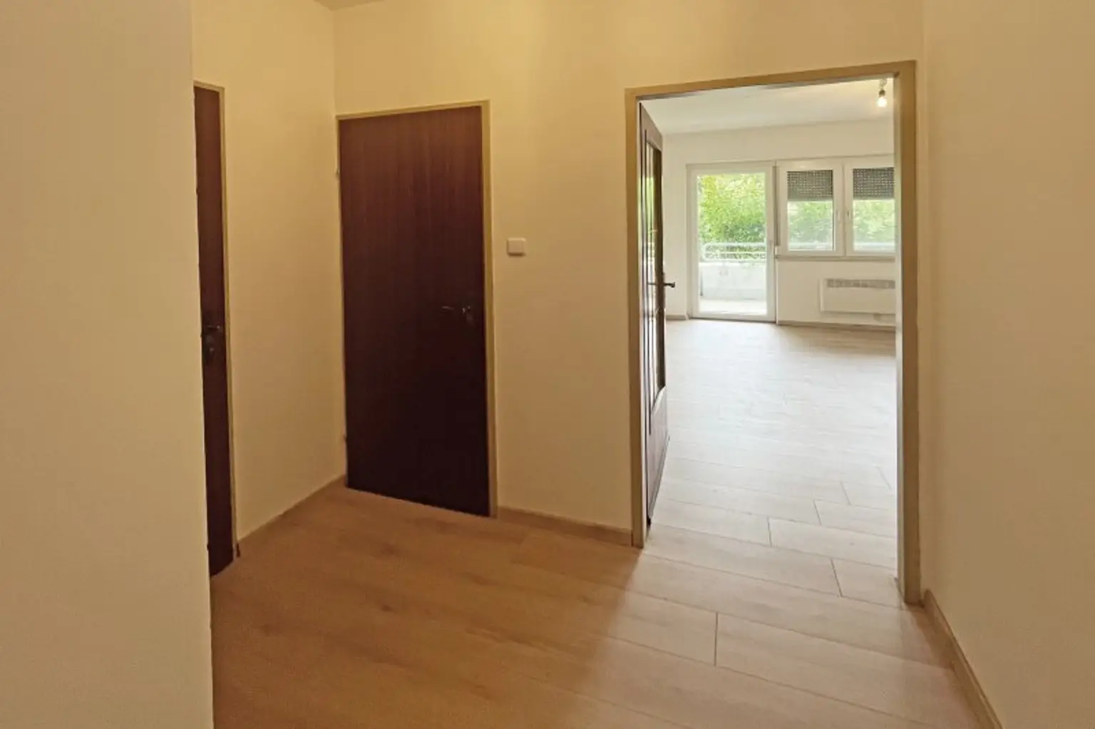 Vorraum Richtung Wohnraum