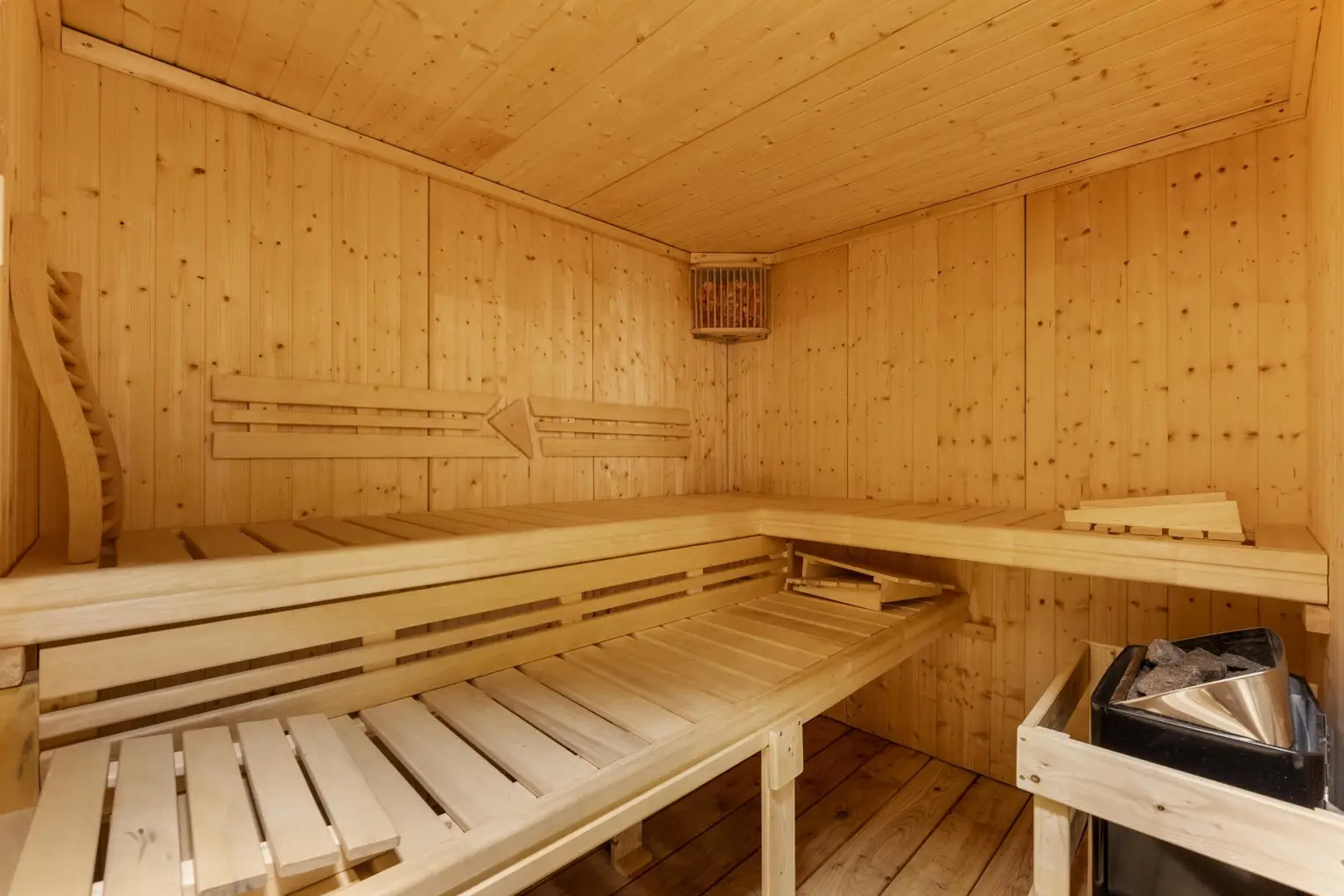 SAUNA