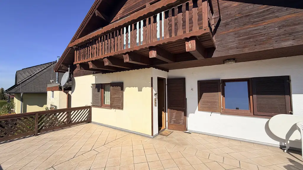 Großzügiges 4-Zimmer-Einfamilienhaus mit Terrasse und Garage in Ruhelage von Neulengbach mit Fernsicht!