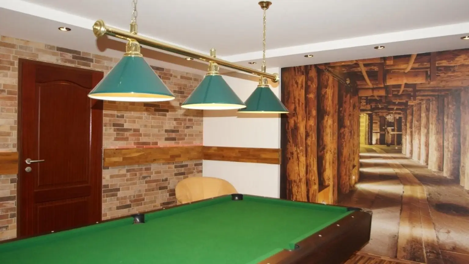 16 Billiardzimmer EFH 2000