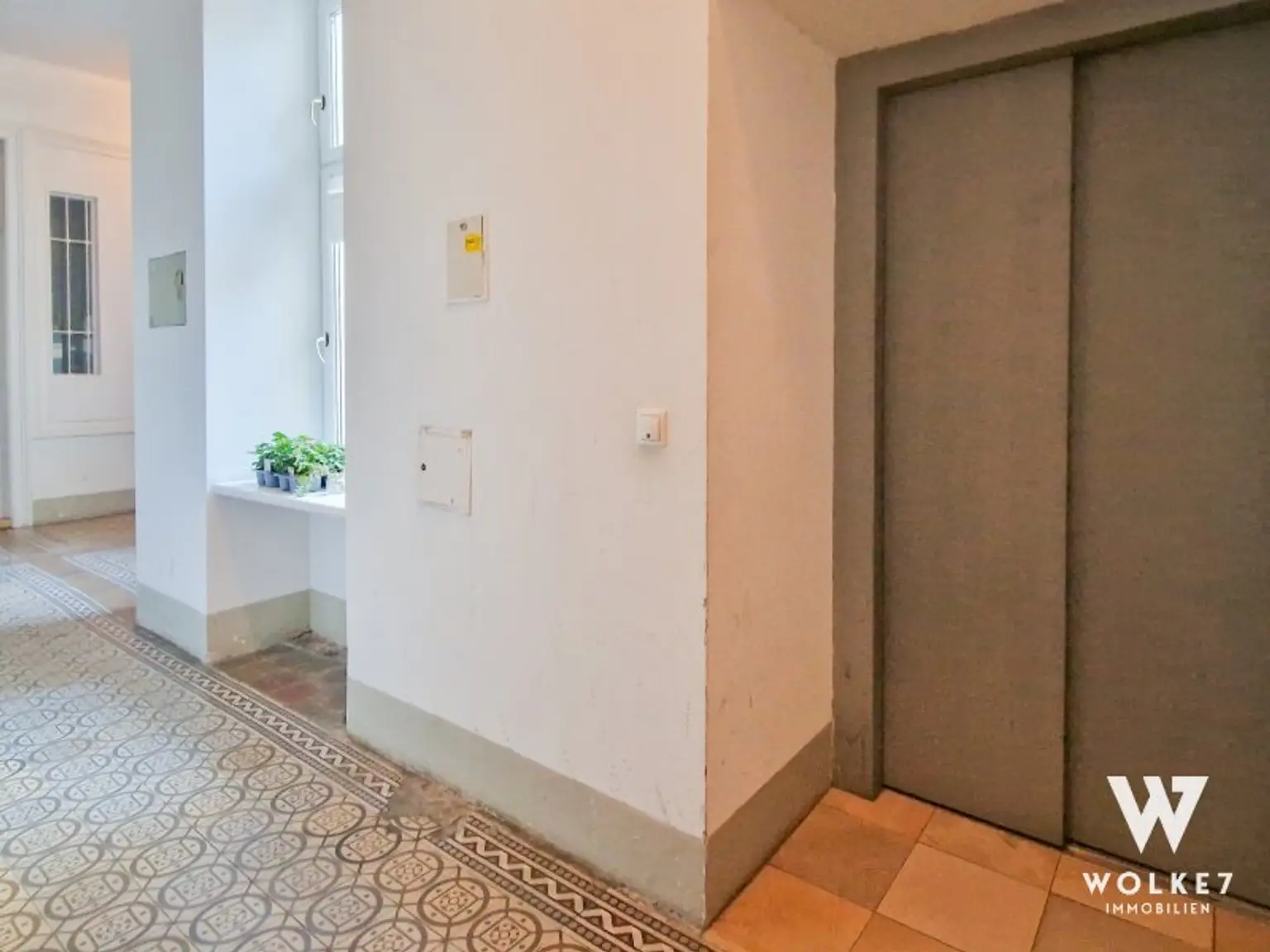 Stilvoller Altbau mit LIFT –  saniert und zentral gelegen I Nähe Eurospar I Nähe AKH | Klimaanlage I Hochwertige Küche