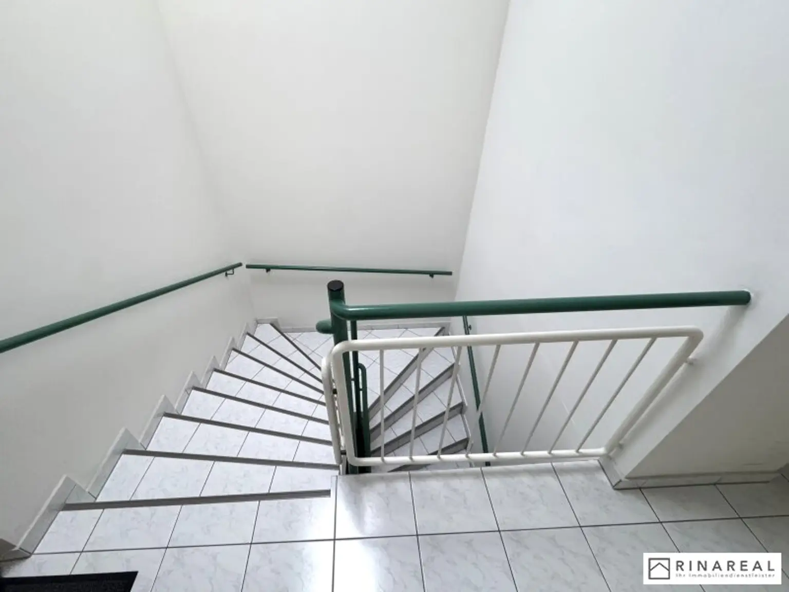 ALSZEILE | Schöne 2 Zimmer DG-Terrassenwohnung mit Grünblick | ca. 62 m² Wohnfläche | zzgl. Tiefgaragenstellplatz