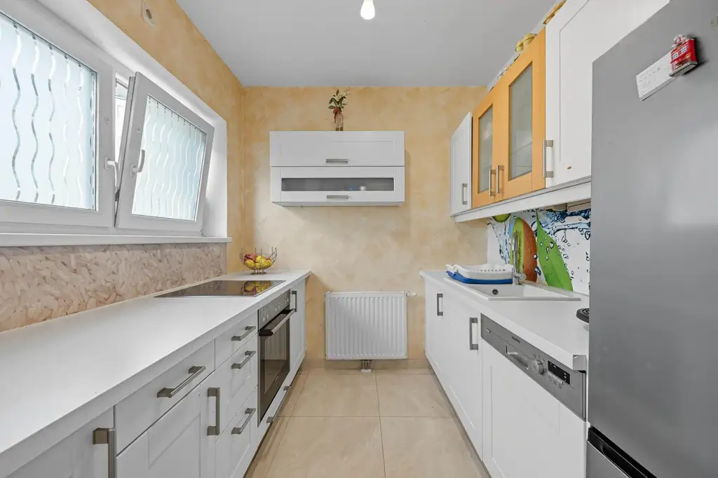 Neuwertige 4-Zimmer Wohnung mit Terrasse und Tiefgaragenplatz in Korneuburg!