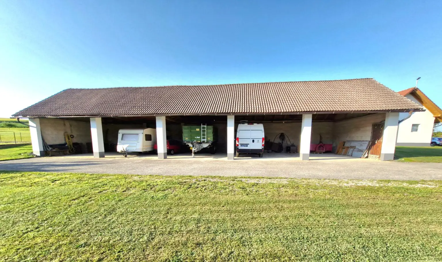 Garage