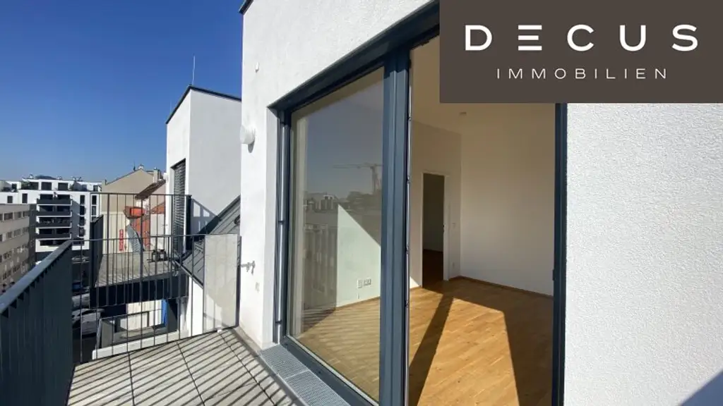 / BALKON / 3 ZIMMER / 2 BÄDER /  MODERNE ANLAGE / U-BAHN NÄHE