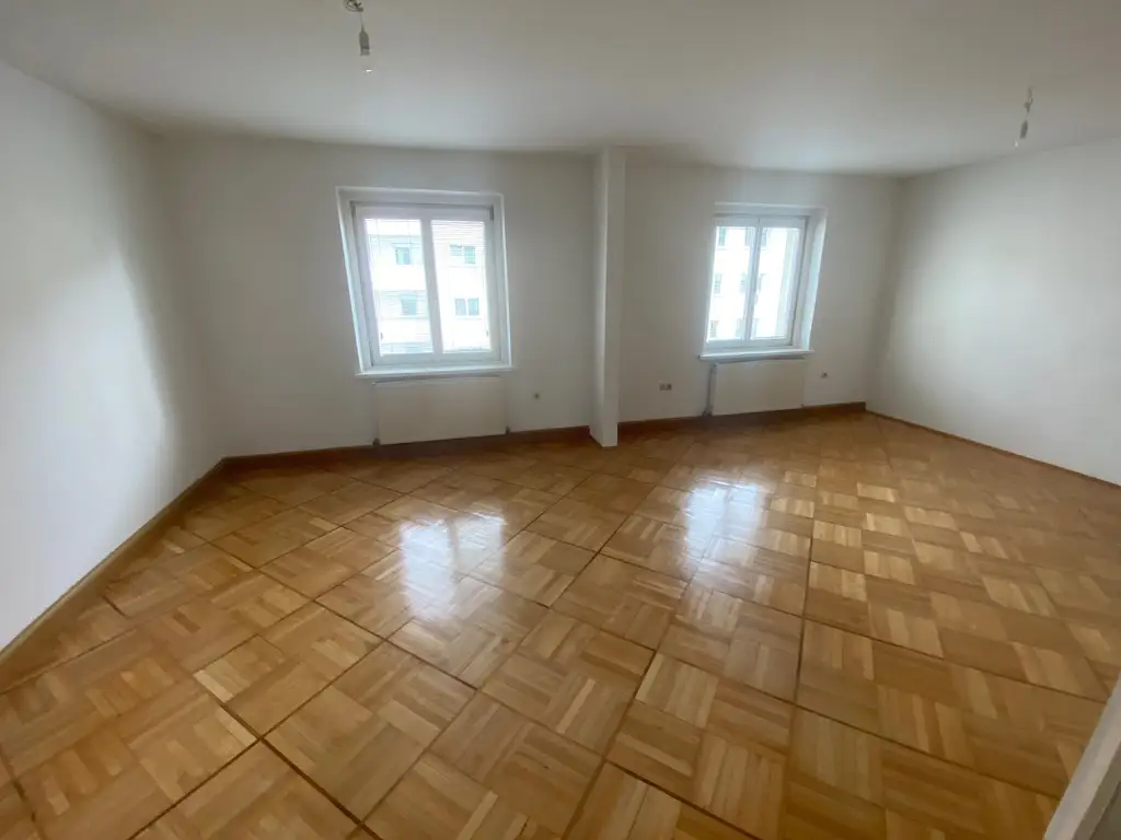 3 ZIMMERWOHNUNG IN DER HASNERSTRASSE - NÄHE HERZ-JESU KIRCHE