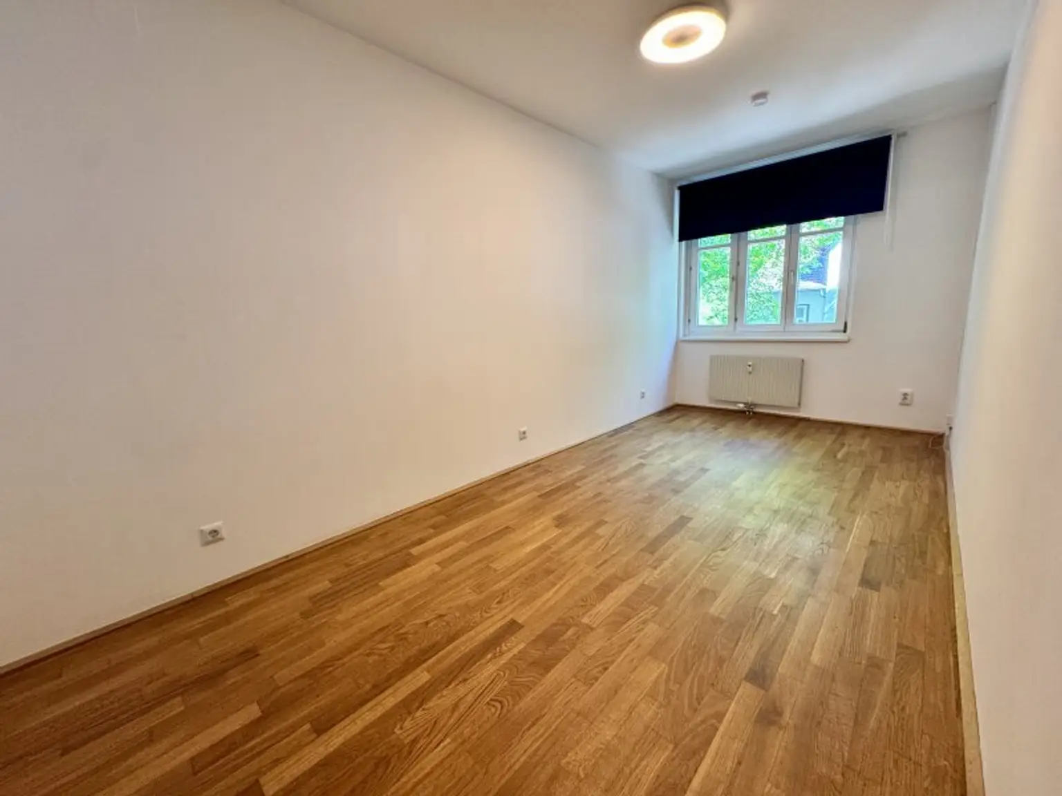 Schlafzimmer 5