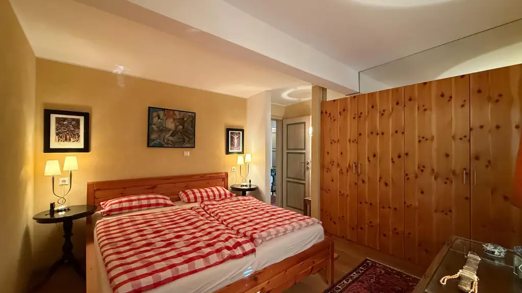 Attraktiver Bungalow auf einem großzügigen, sonnigen Grundstück in ruhiger Südlage
