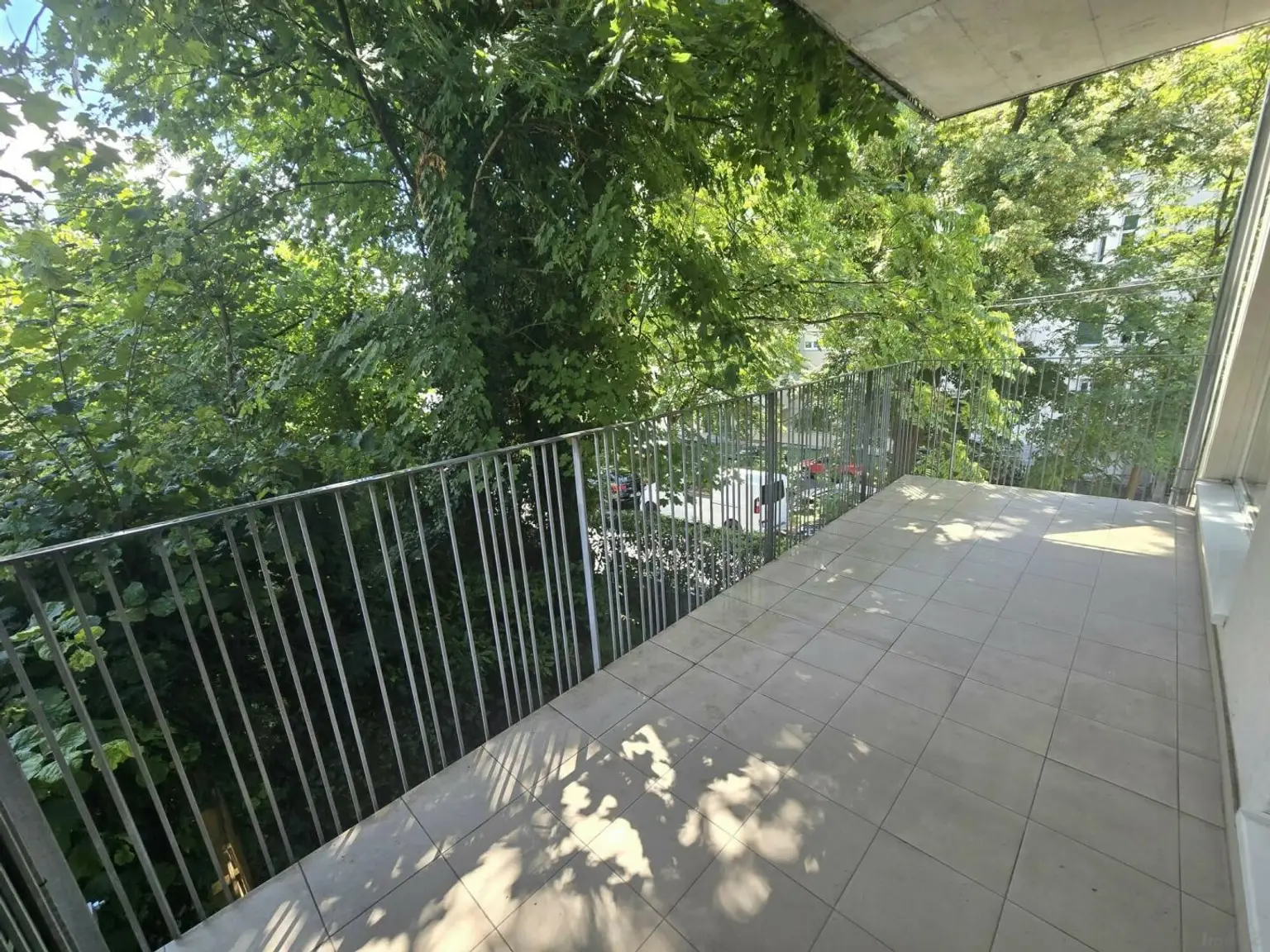 Entzückende Dreizimmerwohnung mit Balkon!