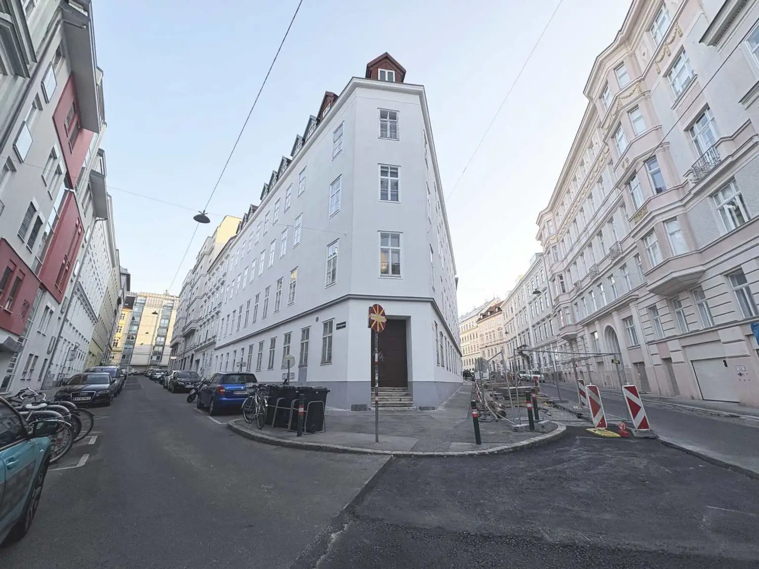 Nähe Altes AKH und Rathaus - 
Unbefristet vermietete 2 Zimmer Wohnung