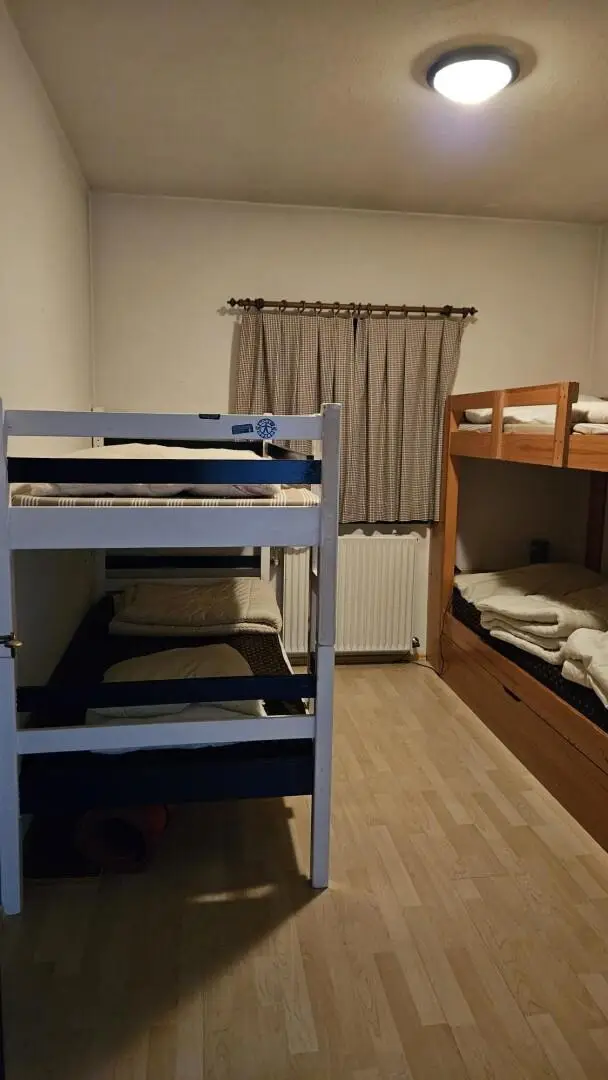 Zimmer 2 EG