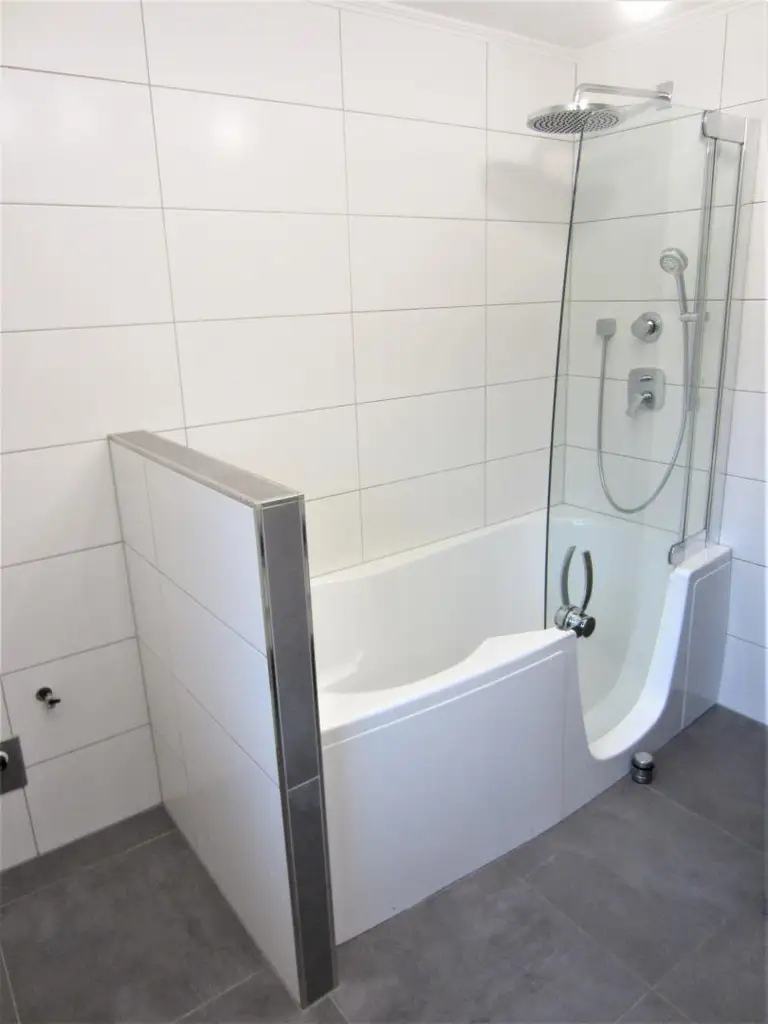 Gemütliche Mansardenwohnung mit Südbalkon und Weitblick!