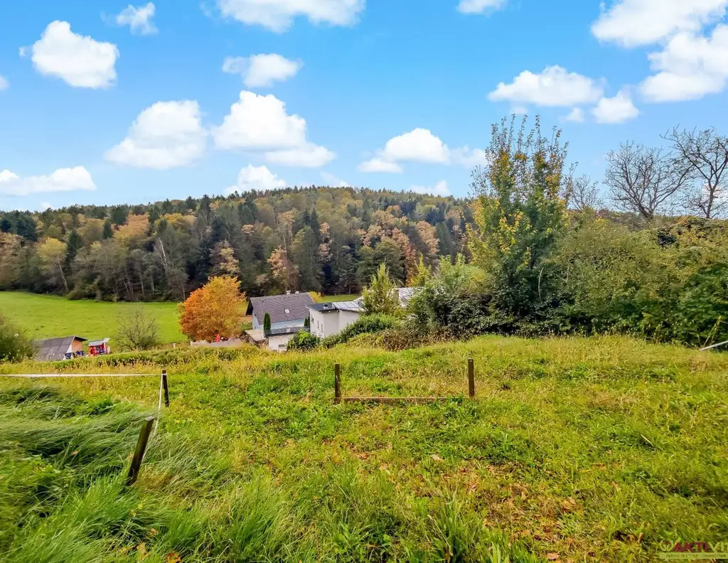 Baugenehmigtes Doppelhaus inkl. Grundstück. - Weniger als 10 Min. vor Graz. - Viele Highlights und große Terrassen.