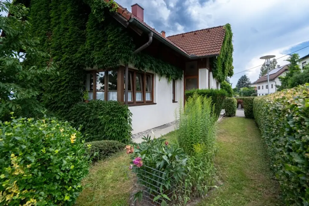 Idyllisches Einfamilienhaus mit Garten und Garage in Schwertberg zu kaufen