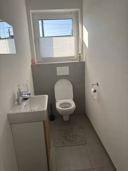 Neuwertige 4-Zimmer-Wohnung mit Terrasse in Gunskirchen – Wohnen mit Komfort und Stil!