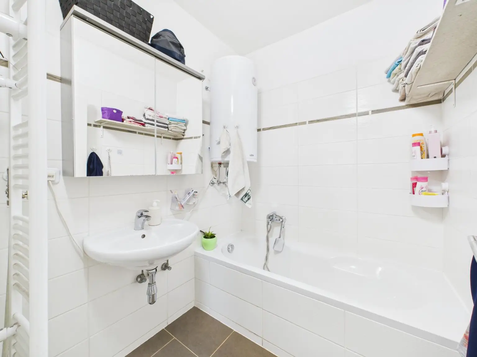 Helle 3-Zimmer Wohnung mit Loggia in Bestlage von Wels