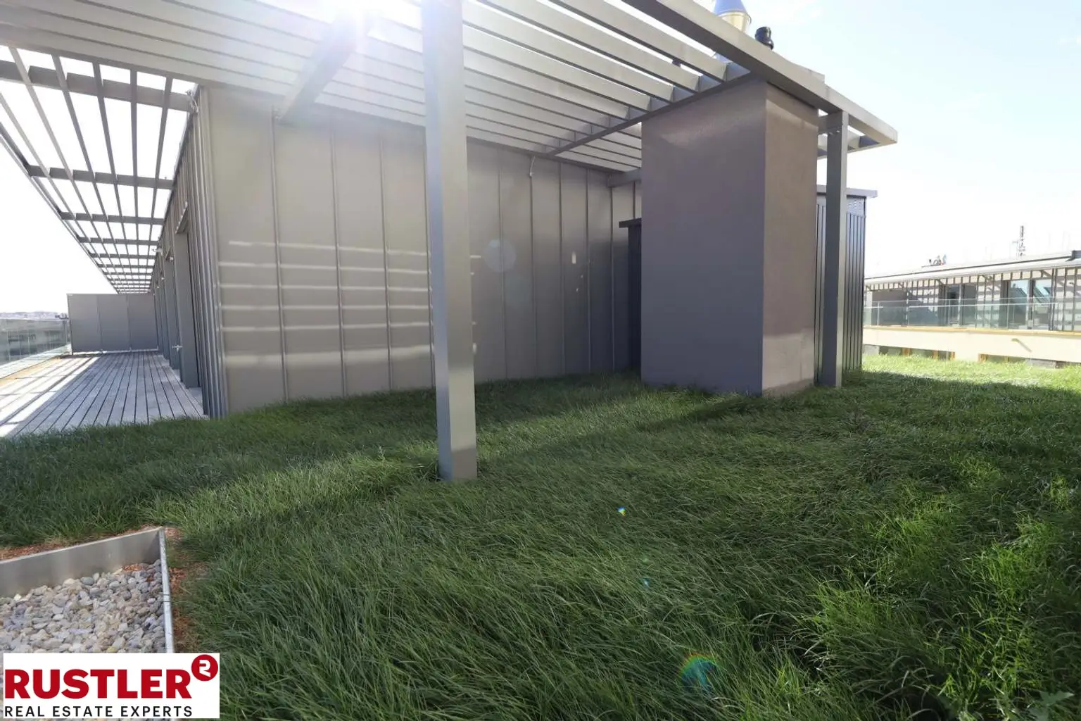 *Wohnen über den Dächern Wiens - Exklusive Dachgeschosswohnungen mit traumhaften Freiflächen*