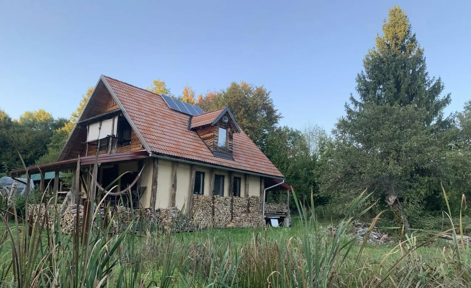 Anwesen 20 ha + Haus -3