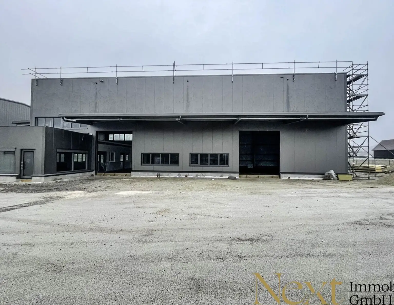 NEUBAU! Lager-/Produktionshalle samt Büroflächen in Schlatt bei Lambach zu vermieten!