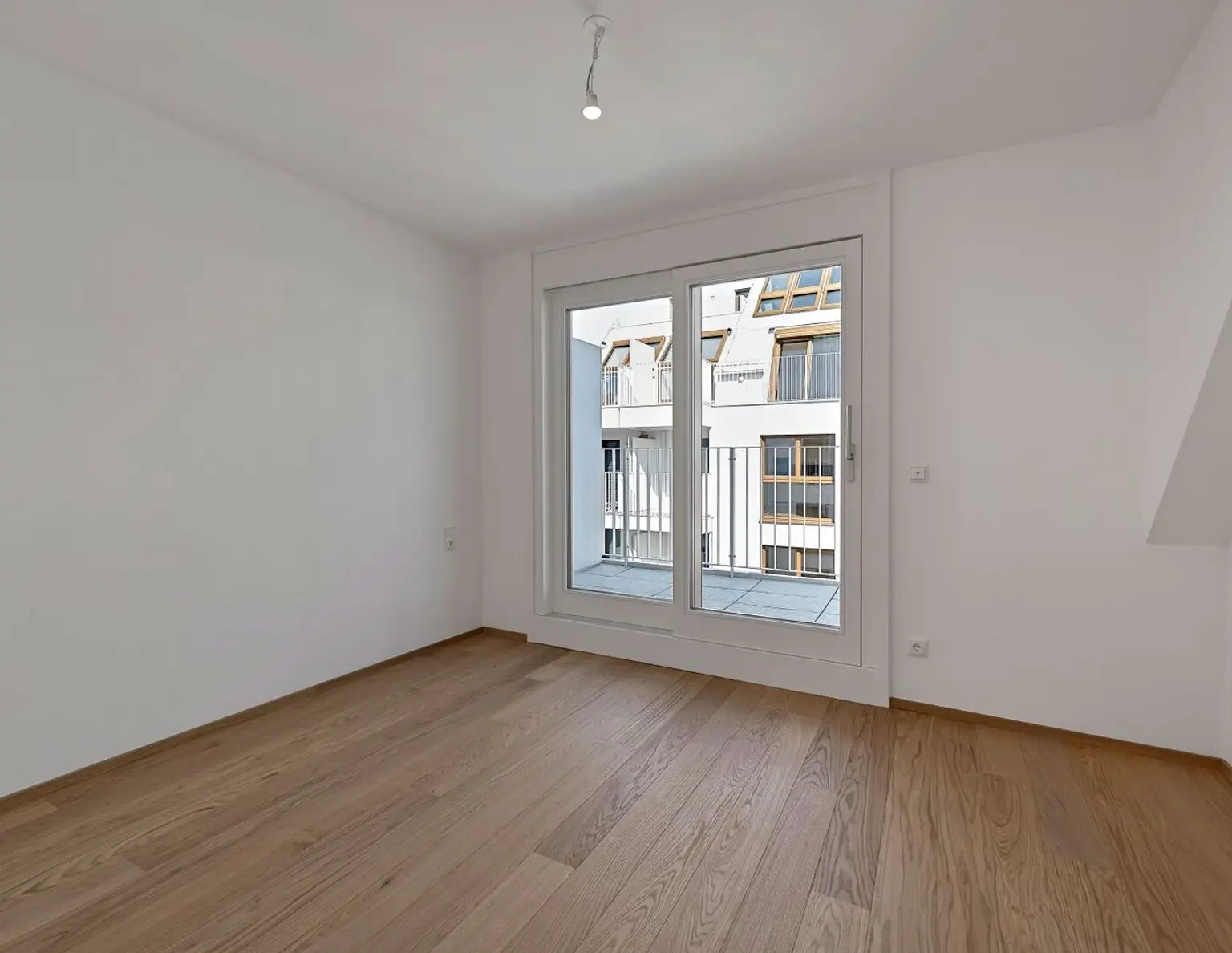 THE TEMPTATION - Vorsorgewohnung - Dachgeschosstraum - 2 Zimmer mit großzügiger Freifläche und Rundumblick