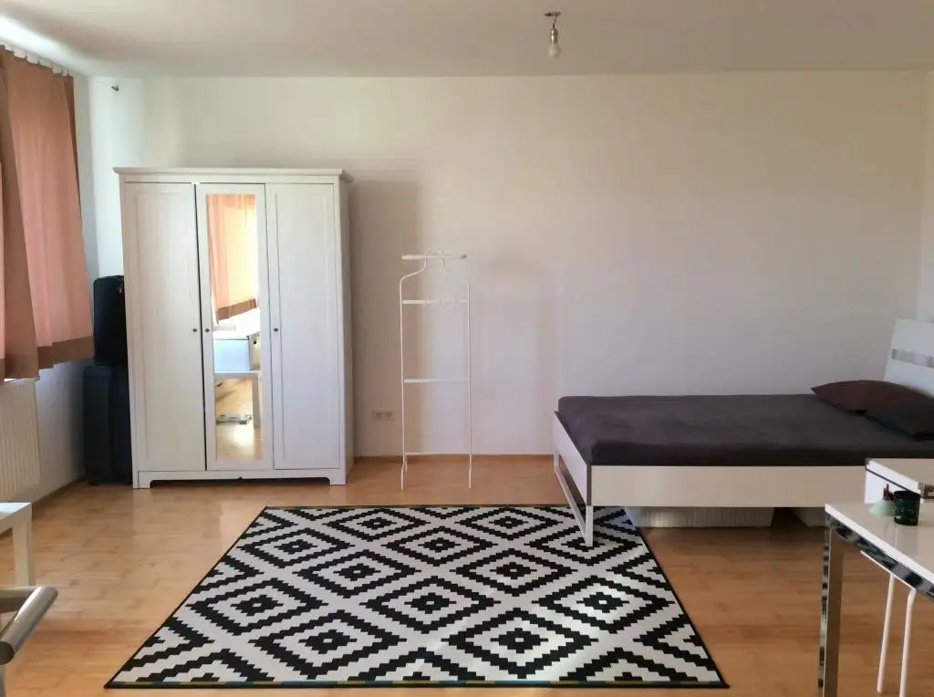 Hofseitige, ruhige Neubauwohnung mit schönem Blick! 6. OG!!!!!