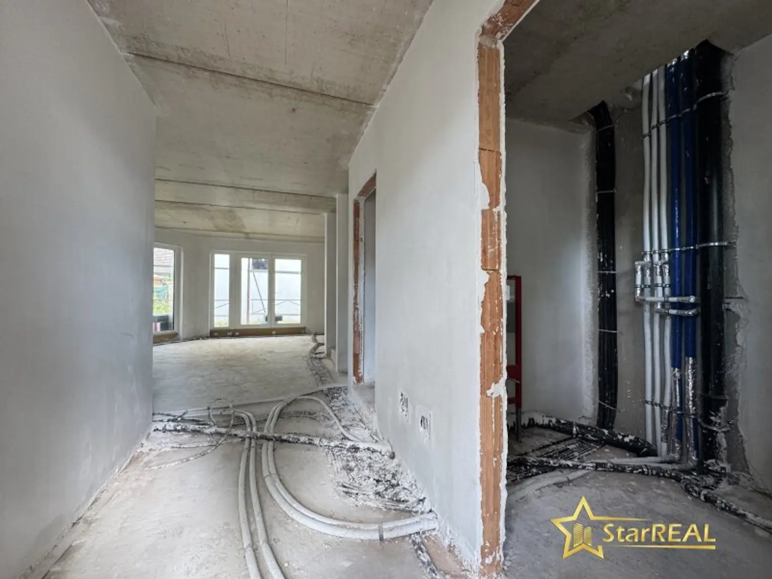 SENSATIONELLE SOMMERAKTION!!! € 70.000,- GESCHENKT! ZIEGELHAUS MIT KELLER. KURZ VOR FERTIGSTELLUNG. Provisionsfrei für den Käufer.