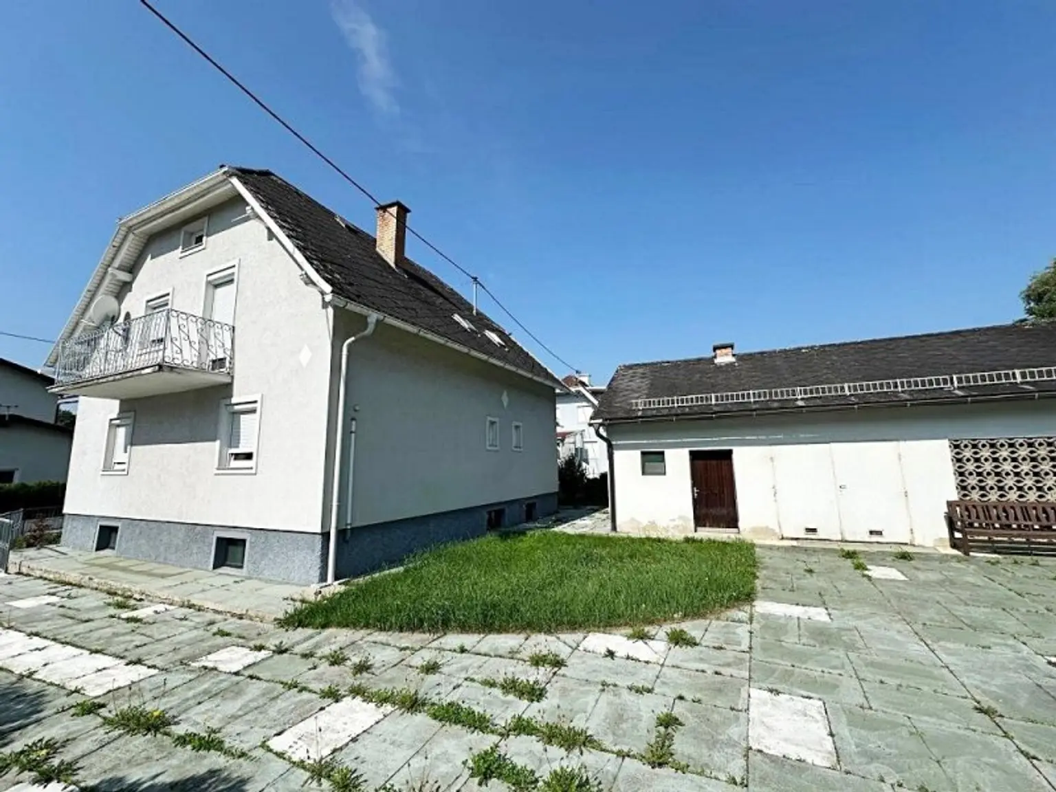 GRÜN. GROSSZÜGIG. VIELSEITIG. Einfamilienhaus mit Potential, 5 Zimmer, Wohnküche, 1139 m2 Grundstück, Wirtschaftsgebäude