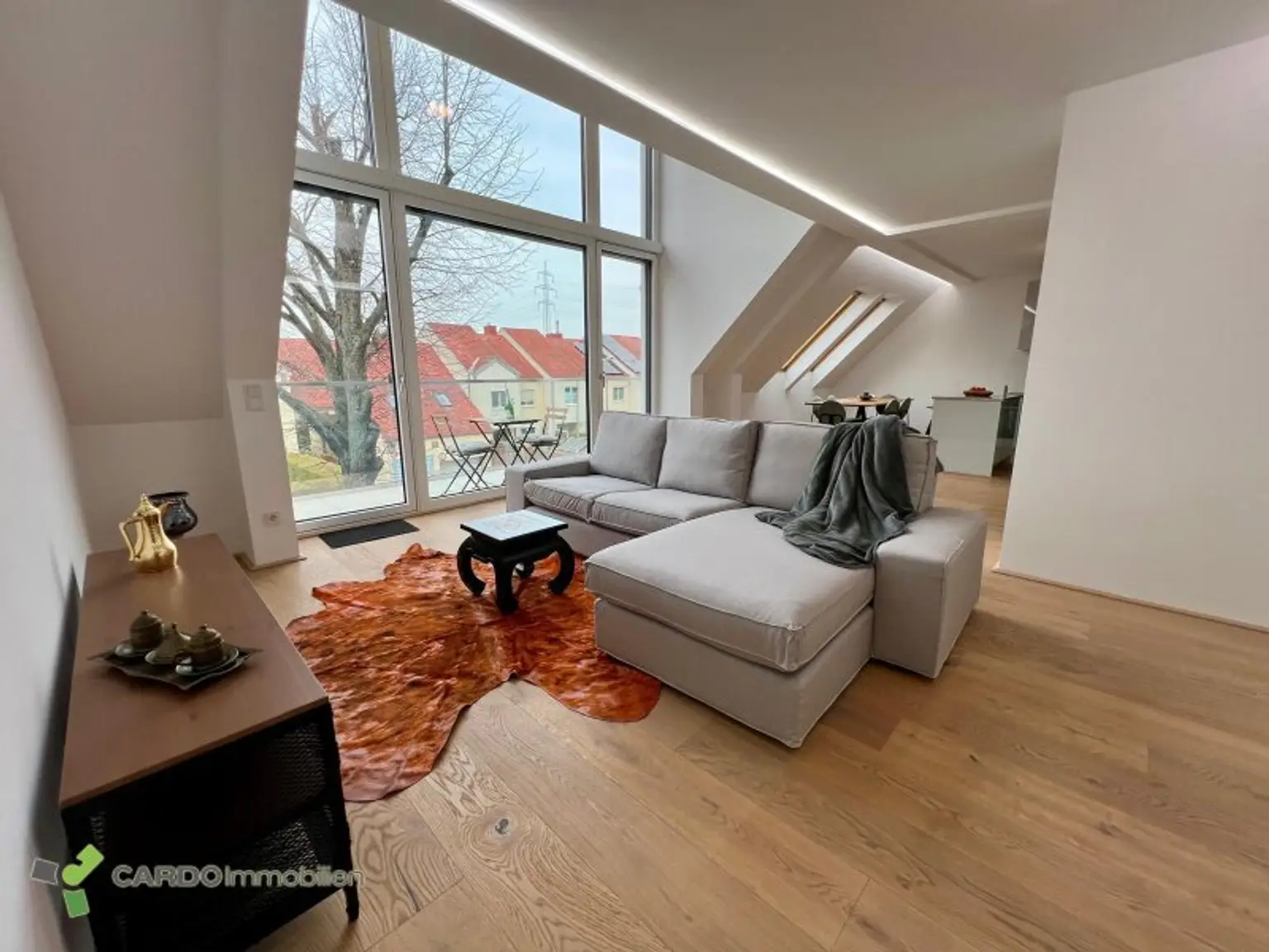3 Zimmer Maissonettewohnung mit Garagenplatz, möbliert