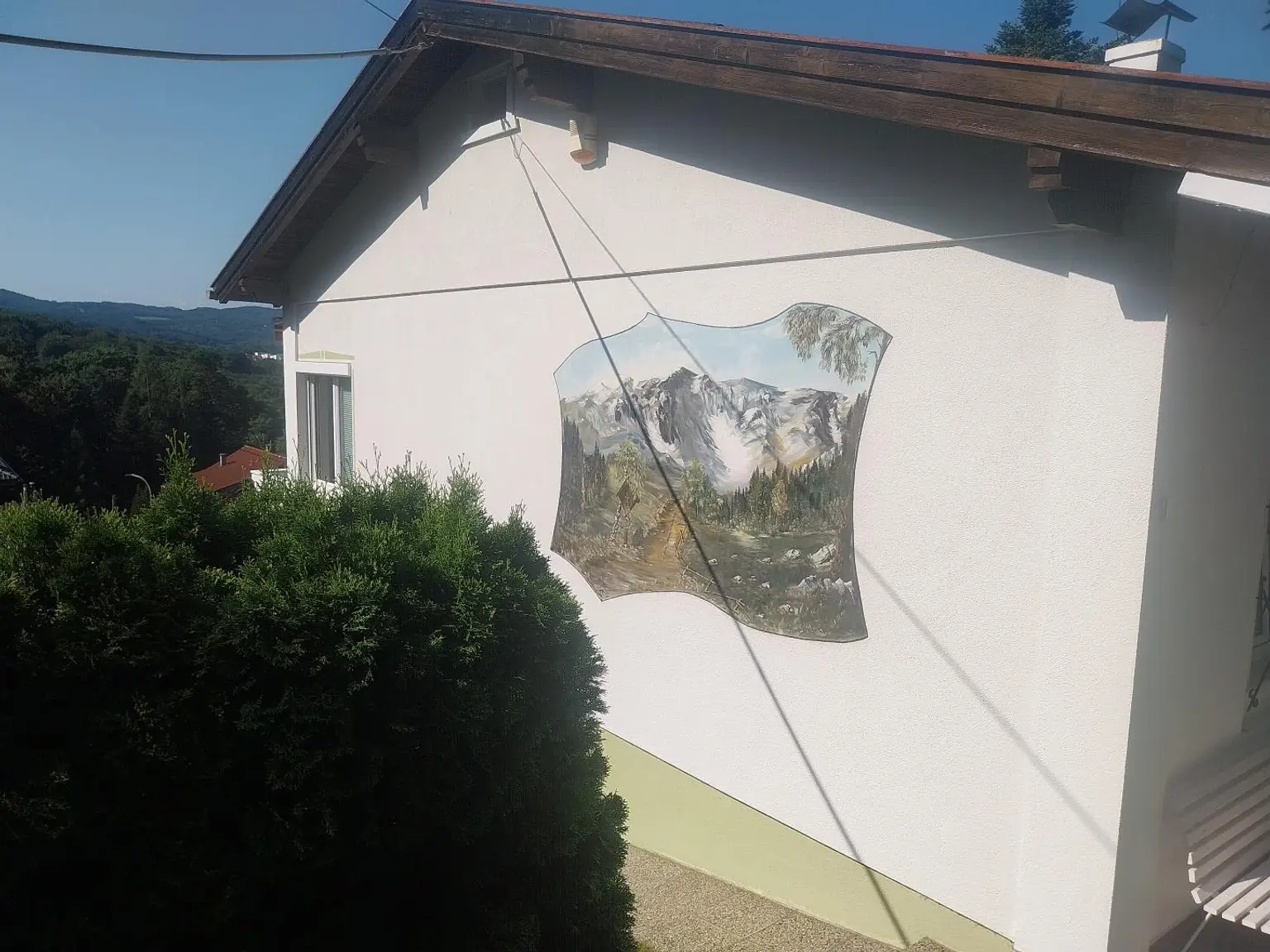 Sehr gepflegtes Einfamilienhaus, idyllische Grünlage in 3032 Eichgraben zu kaufen.