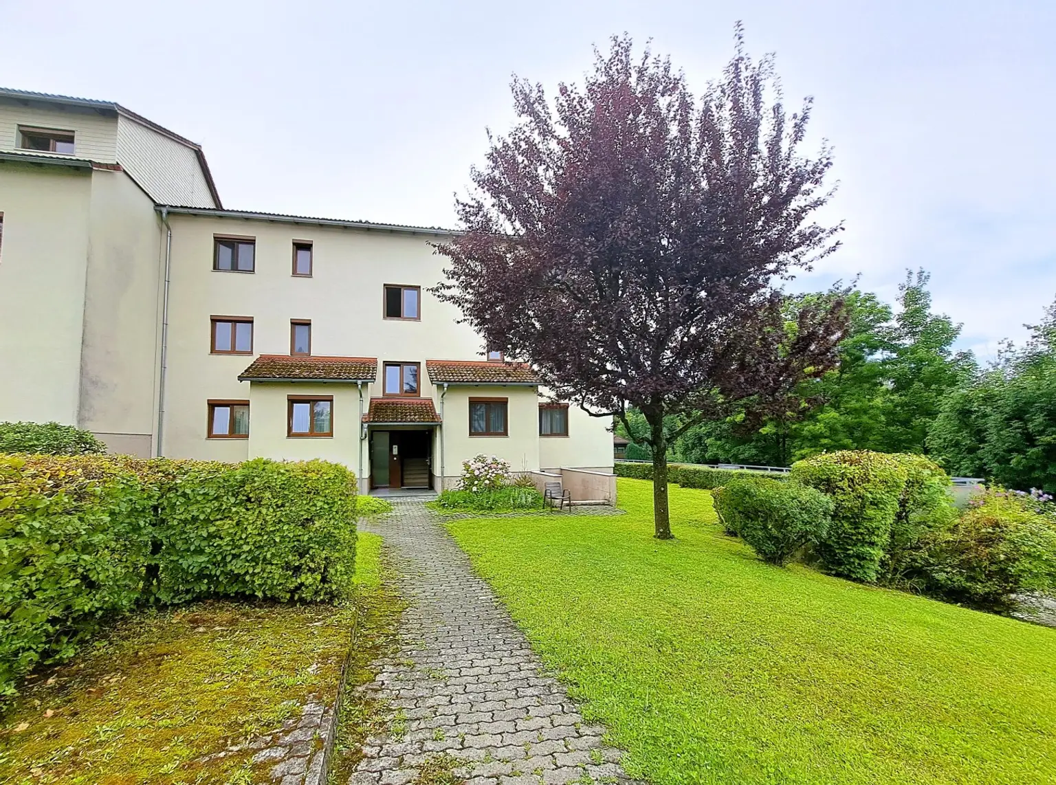 helle 3-Zimmer-Wohnung (68 m²) mit Loggia und Garage - Ortszentrum Aschach a.d.Steyr