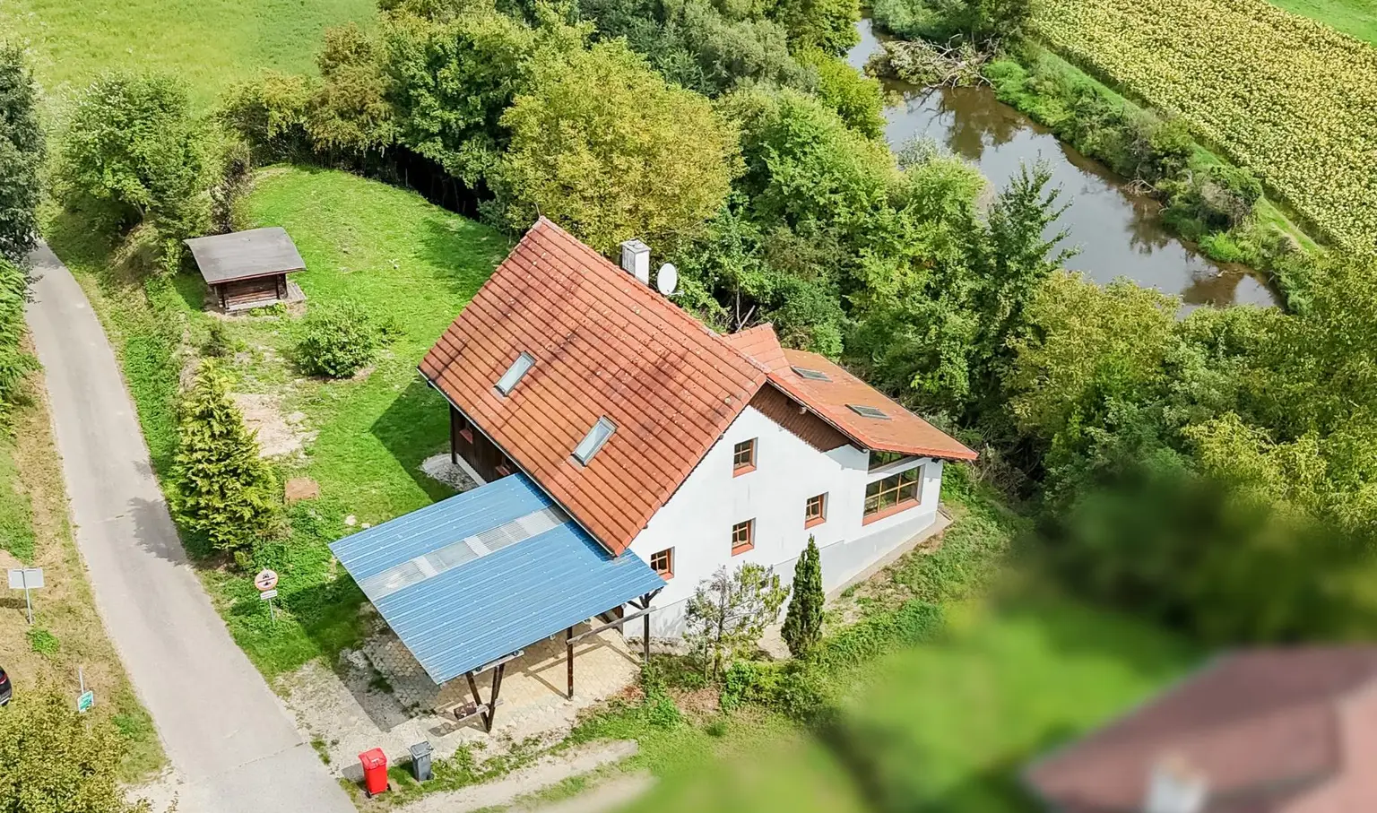 Blockhaus mit unverbaubarem Ausblick ins Kamptal