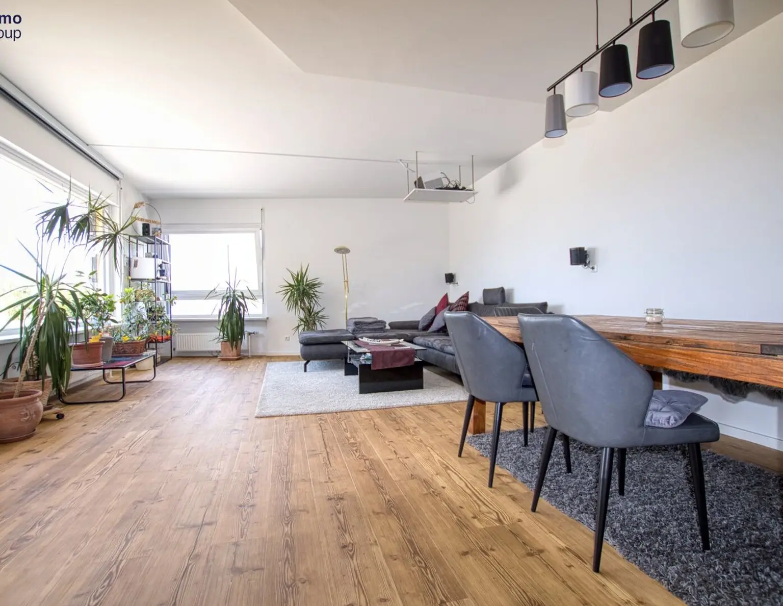 PLESCHING - Terrassenwohnung zum TRÄUMEN